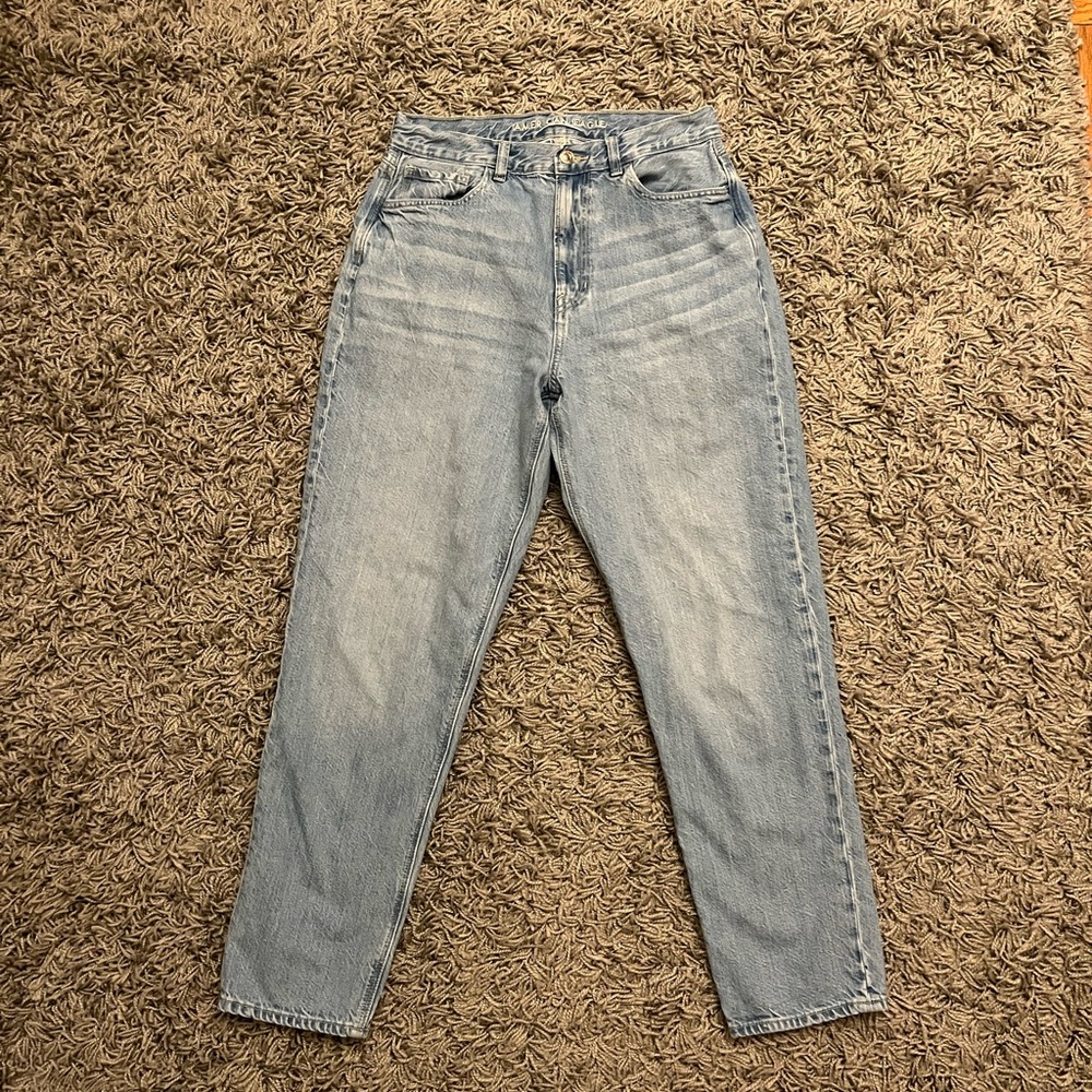 american eagle high-waisted mom jean